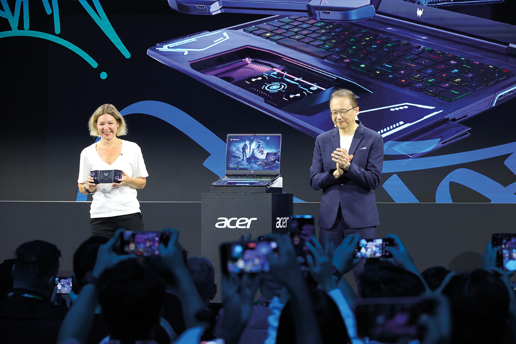 Jason Chen’s tips help shoppers make smarter, stress-free Black Friday decisions.