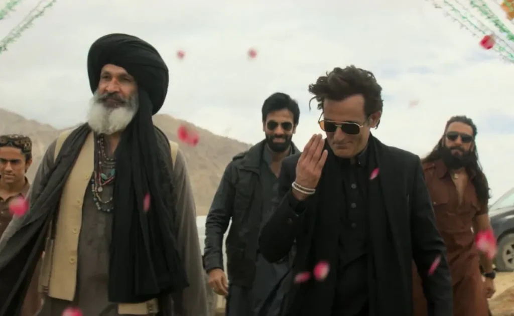 Akshaye Khanna’s viral dance moment trending across social media.